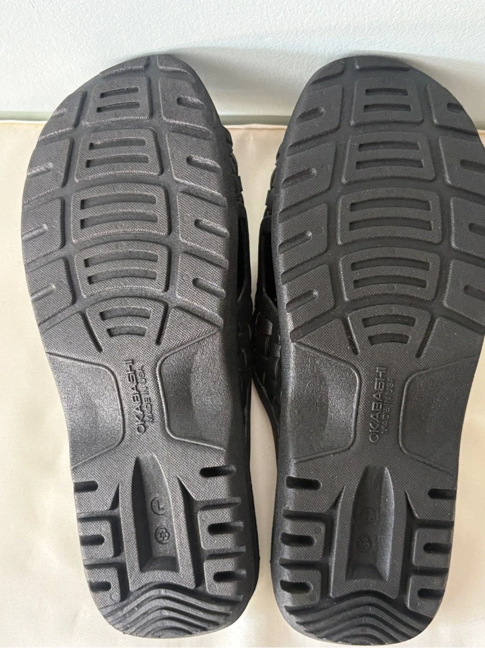 Okabashi Black Rubber Woven Slide Sandals for Men - Slip-On Comfort